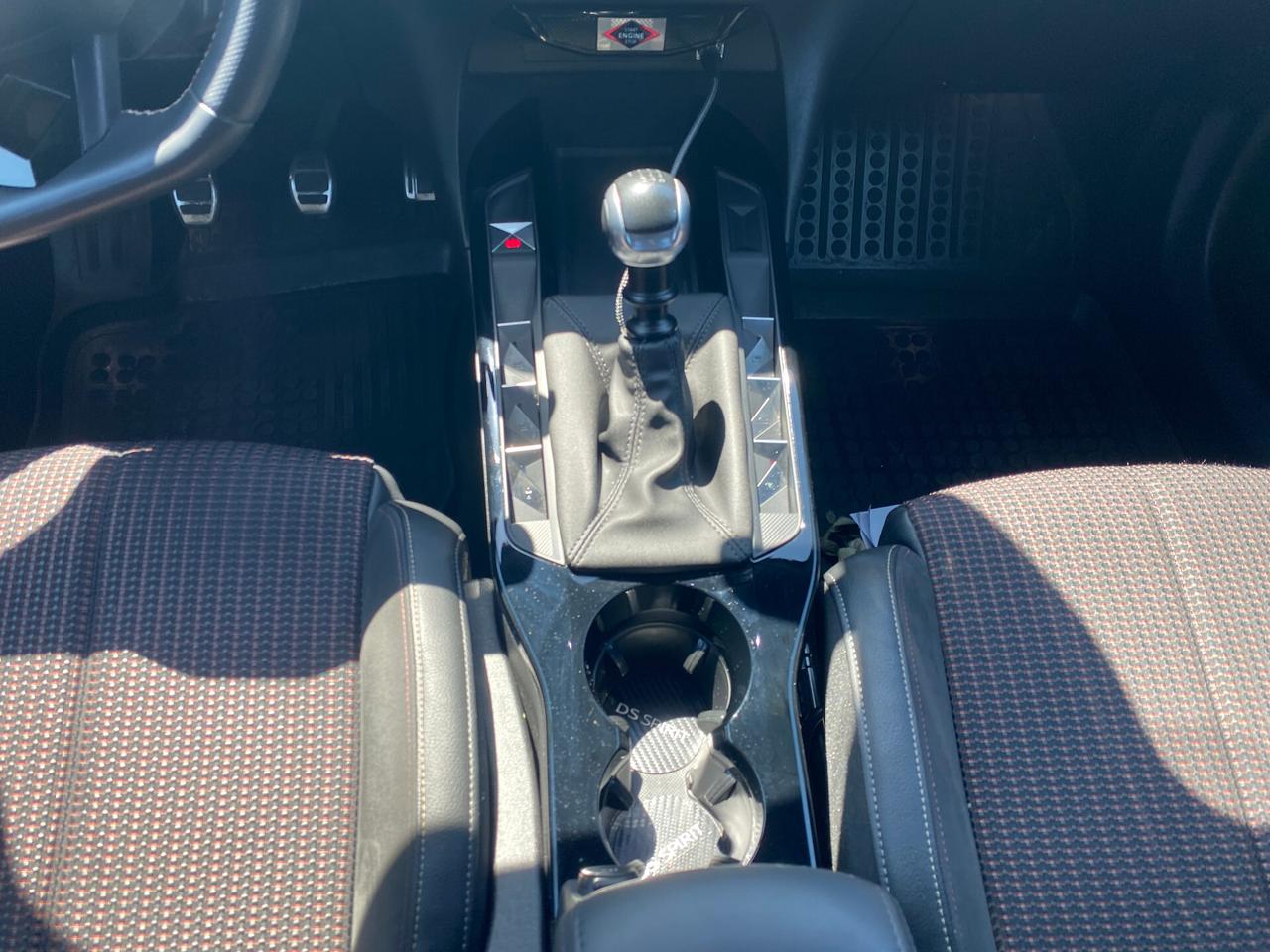 Ds DS3 DS 3 Crossback BlueHDi 110 Performance Line