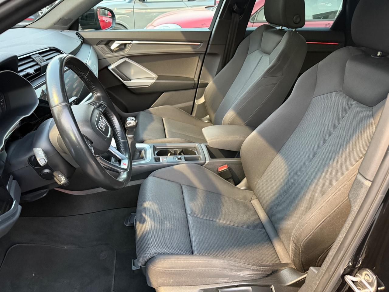 Audi Q3 35 TDI quattro S line edition TETTO