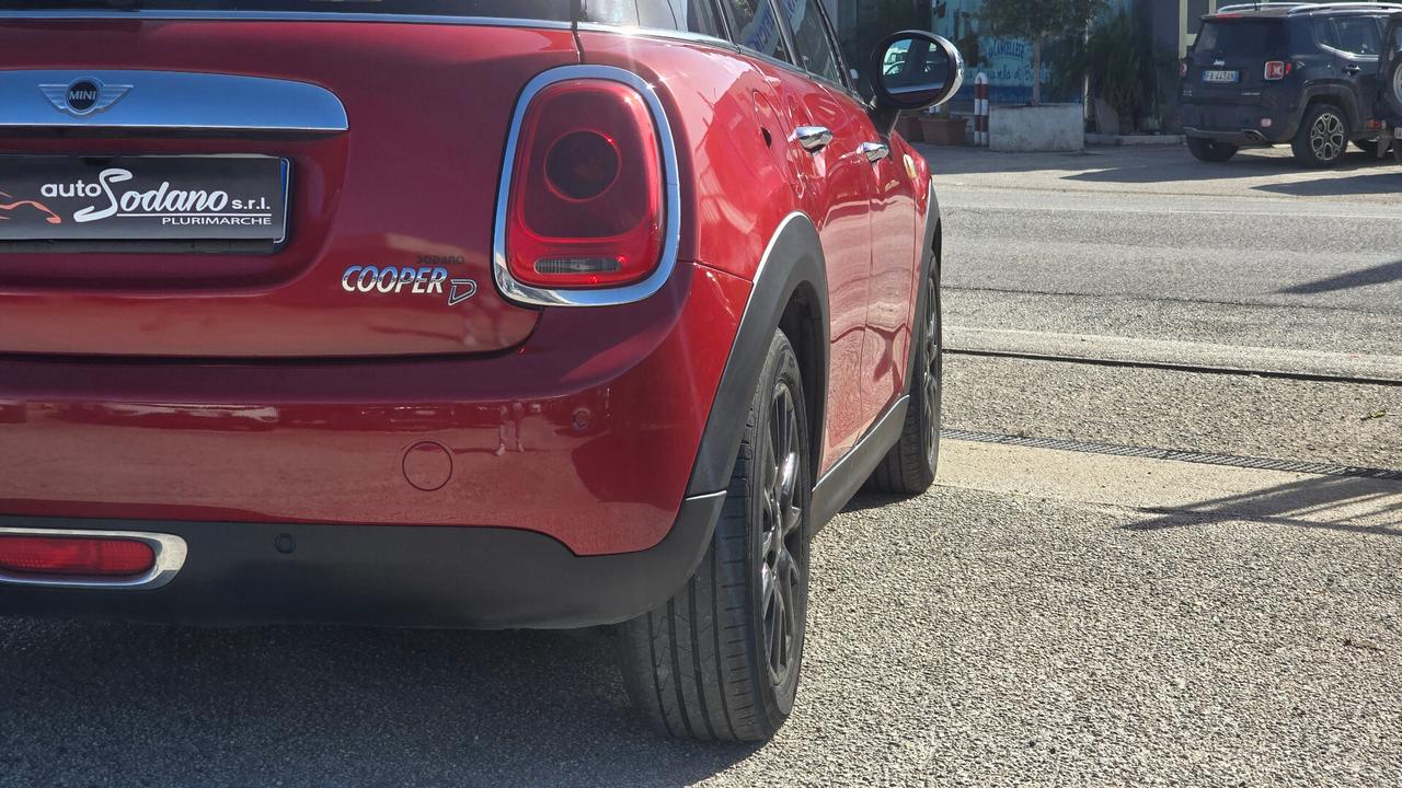 Mini Cooper D 1.5 Business 5p