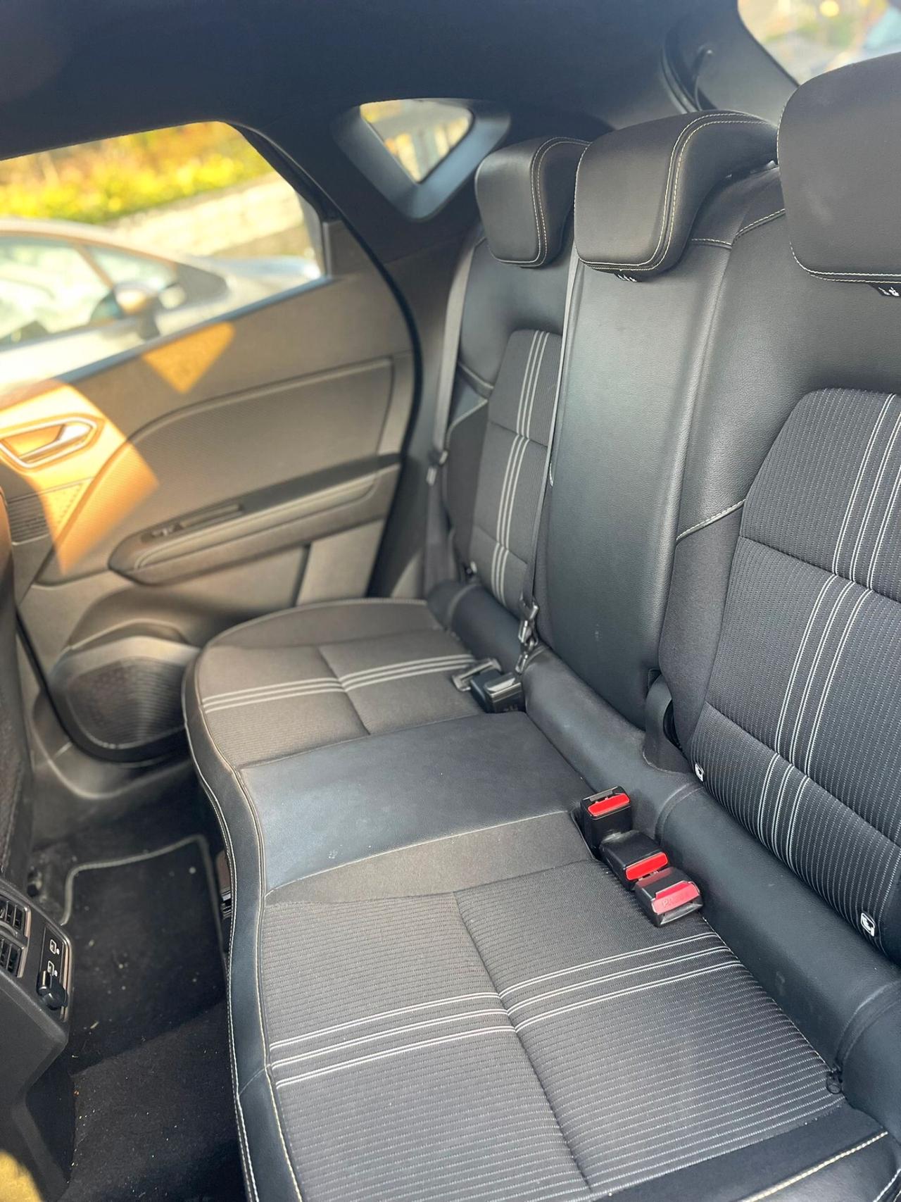 Renault Captur Full Hybrid E-Tech 145 CV Techno