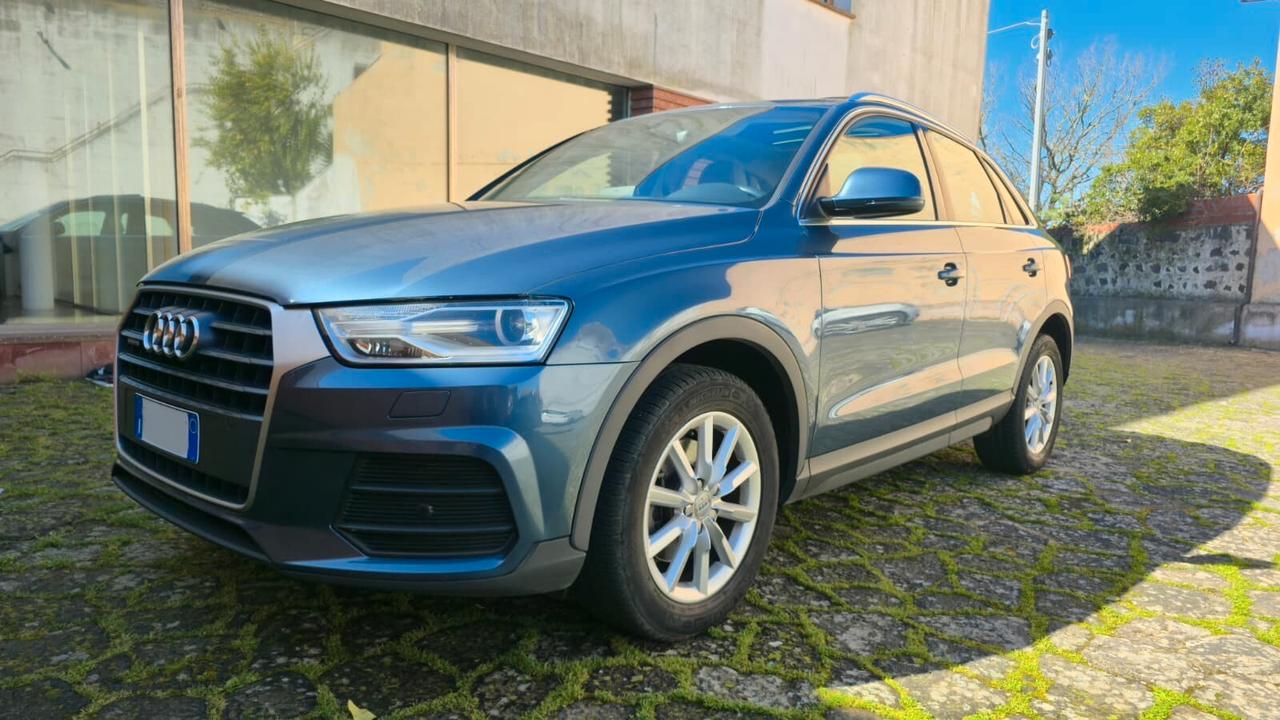 AUDI Q3 QUATTRO BUSINESS 2.0 TDI