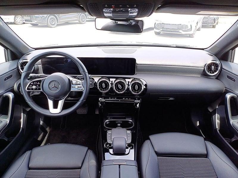 Mercedes-Benz Classe A A 180 d Sport auto