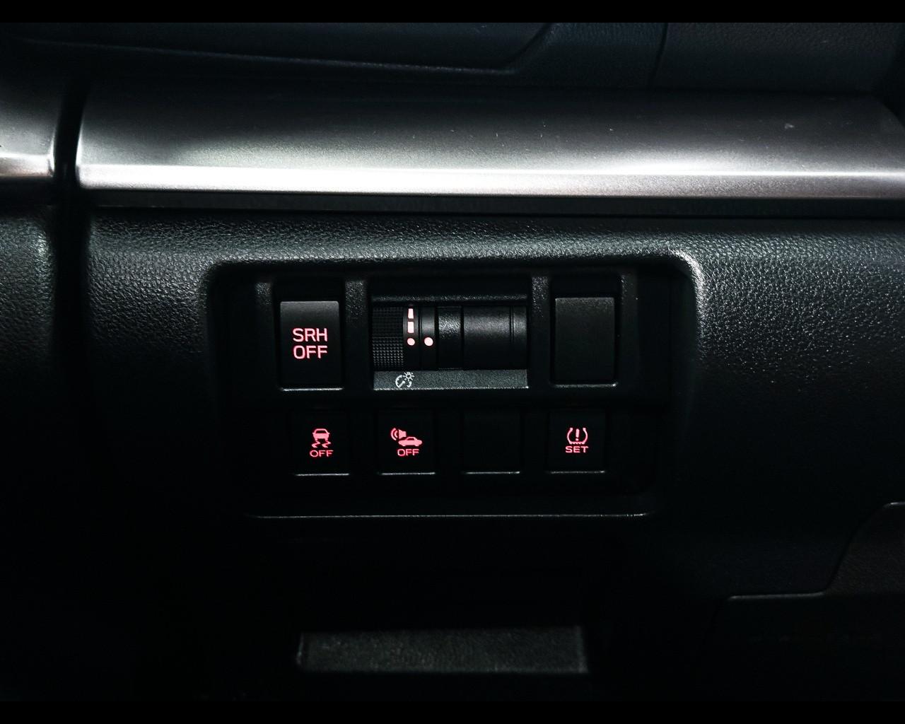 SUBARU XV 2ª serie - XV 2.0i e-Boxer MHEV Lineartronic Style