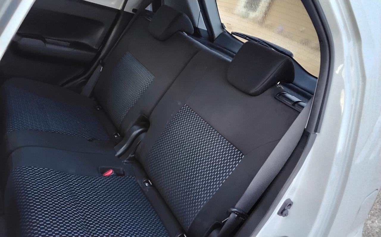 Suzuki Ignis 1.2 Hybrid CVT Top