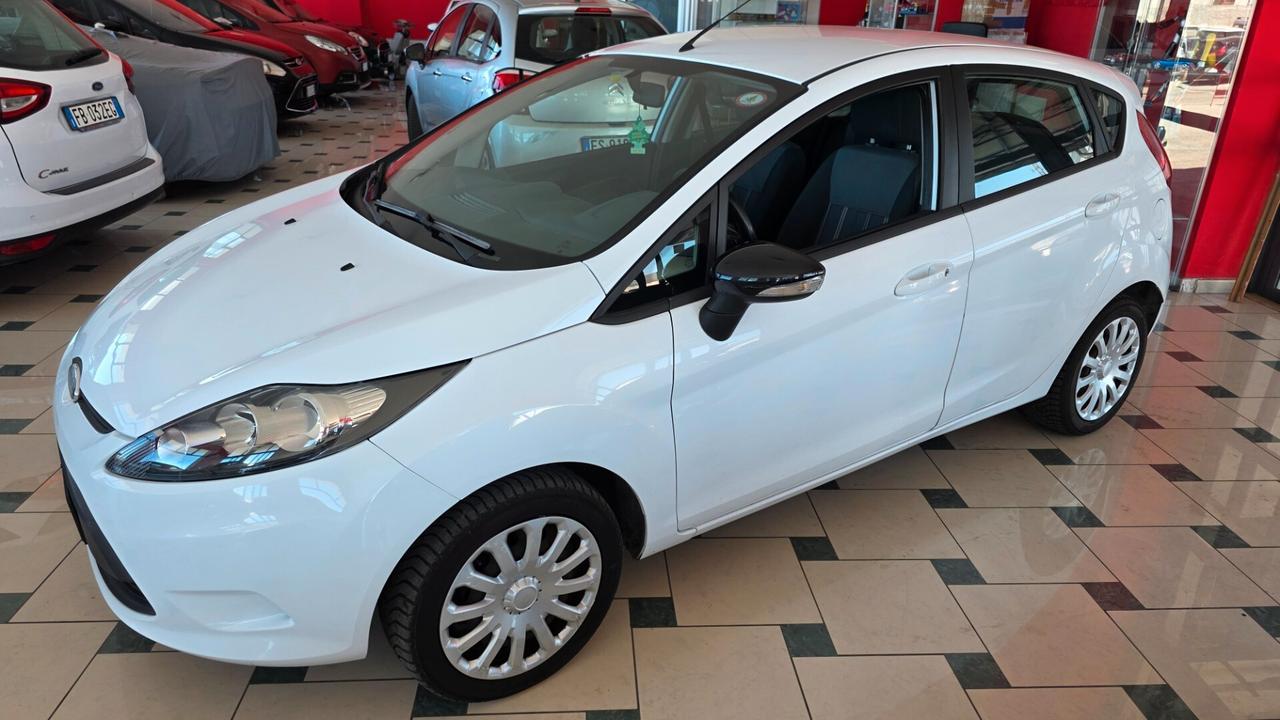 Ford Fiesta Fiesta+ 1.4 TDCi 68CV 5 porte