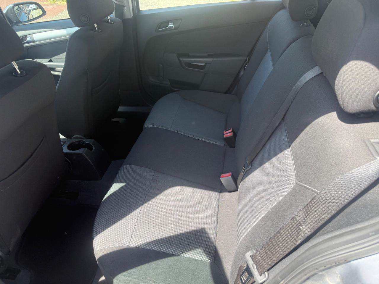 Opel Astra 1.6 16V VVT Station Wagon