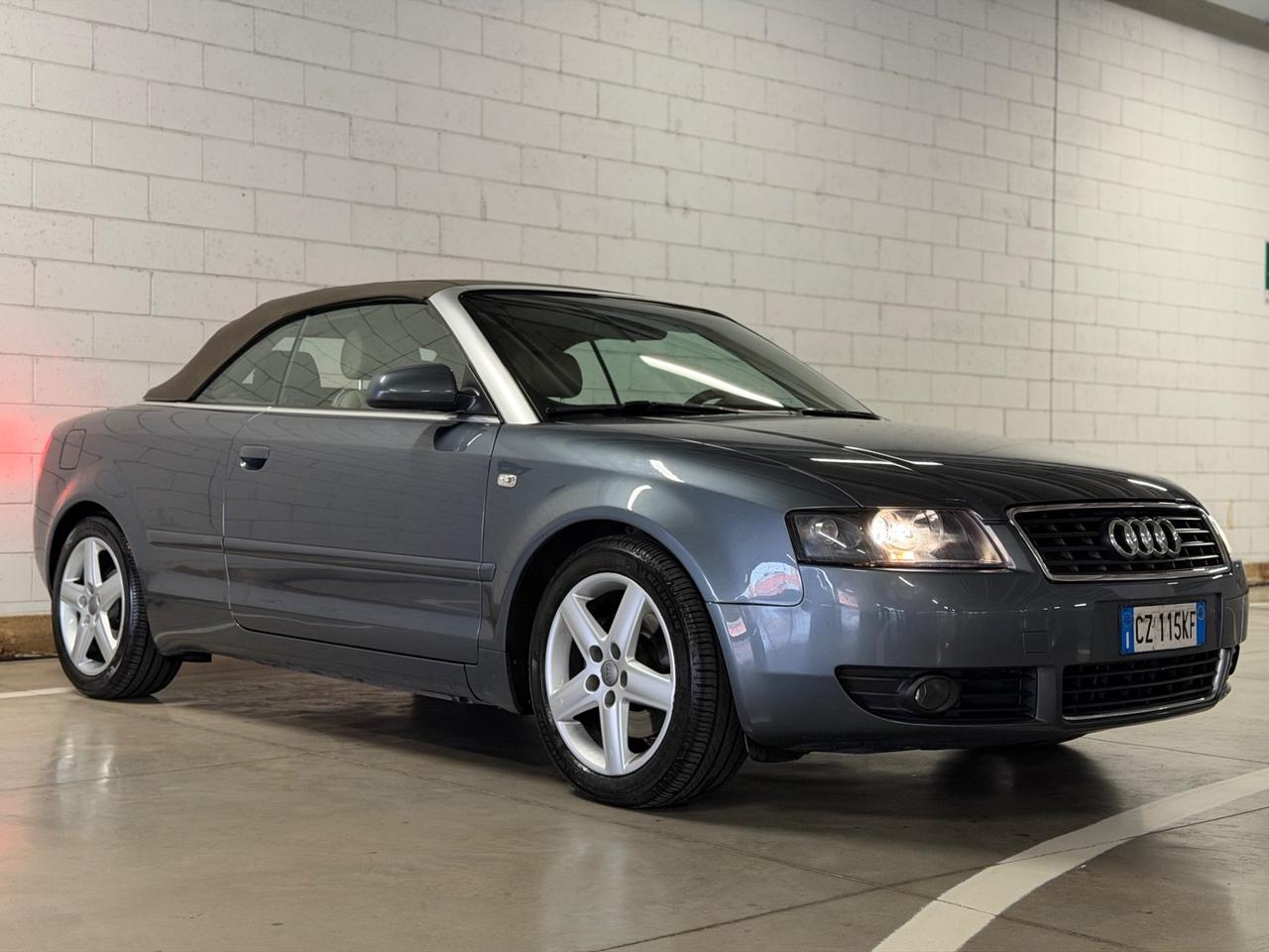 Audi A4 Cabriolet 2.5 V6 TDI cat