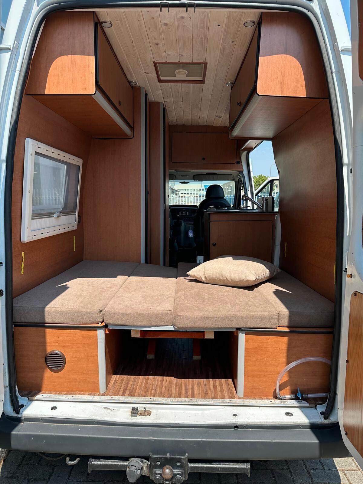 FORD TRANSIT CAMPER