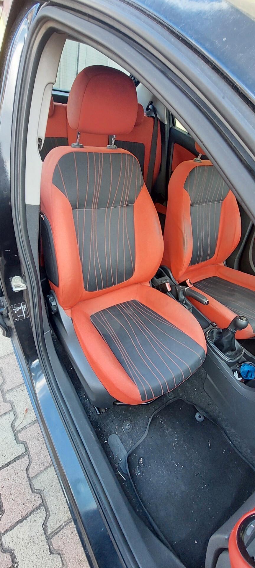 CORSA 1,2 GPL DI SERIE SCADENZA 2029 AUX LEGA MOTORE IMPECCABILE X NEOPATENTATI
