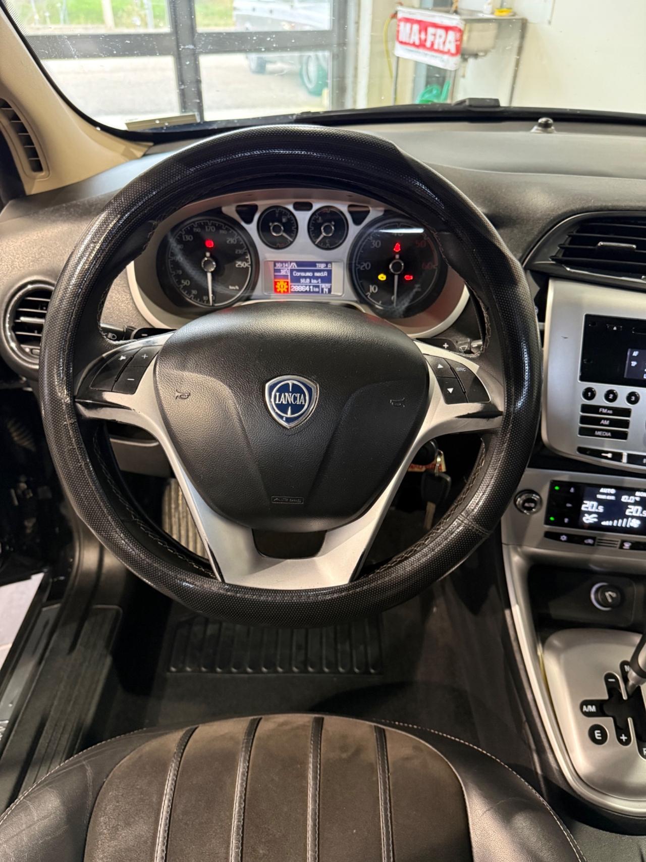 Lancia Delta 1.6 MJT DPF Oro