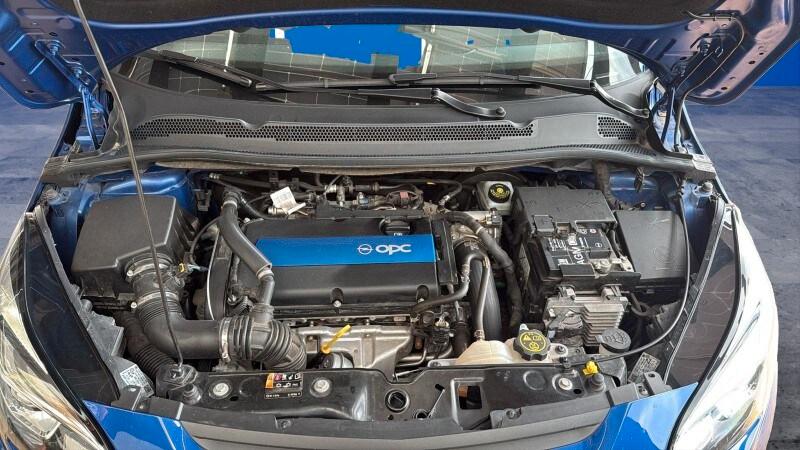 OPEL Corsa 5ª serie Corsa 1.6 Turbo Coupé OPC