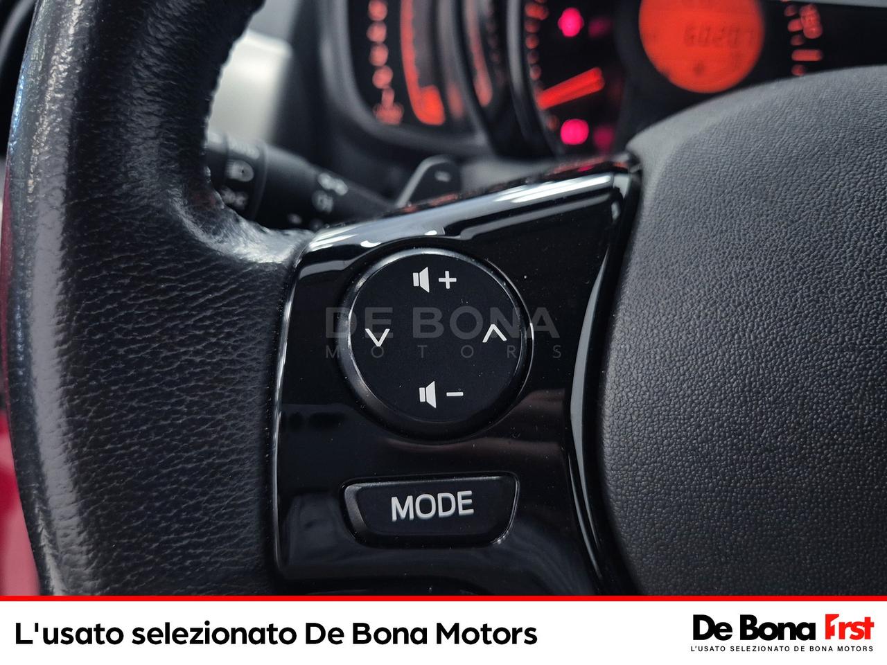 Toyota Aygo 5p 1.0 x-play m-mt