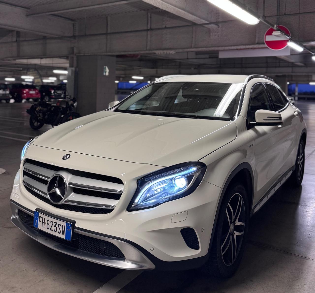 Mercedes-benz GLA 220 d Automatic 4Matic Premium