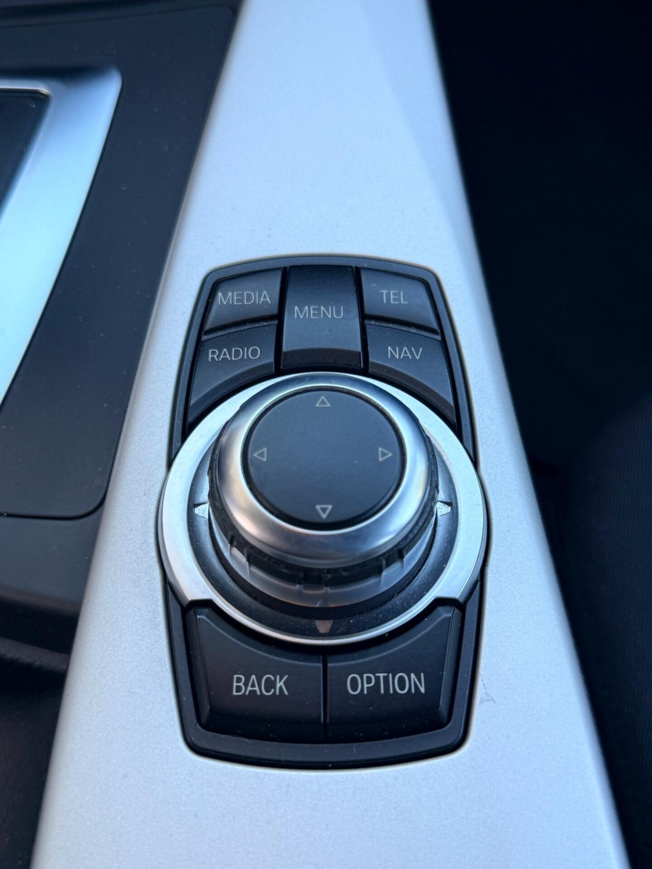 Bmw 320 d Touring Business auto NAVI,LED,BLUETOOTH,ANDROID AUTO,SENSORI DI PACHEGGIO,KM CERTIFICATI!