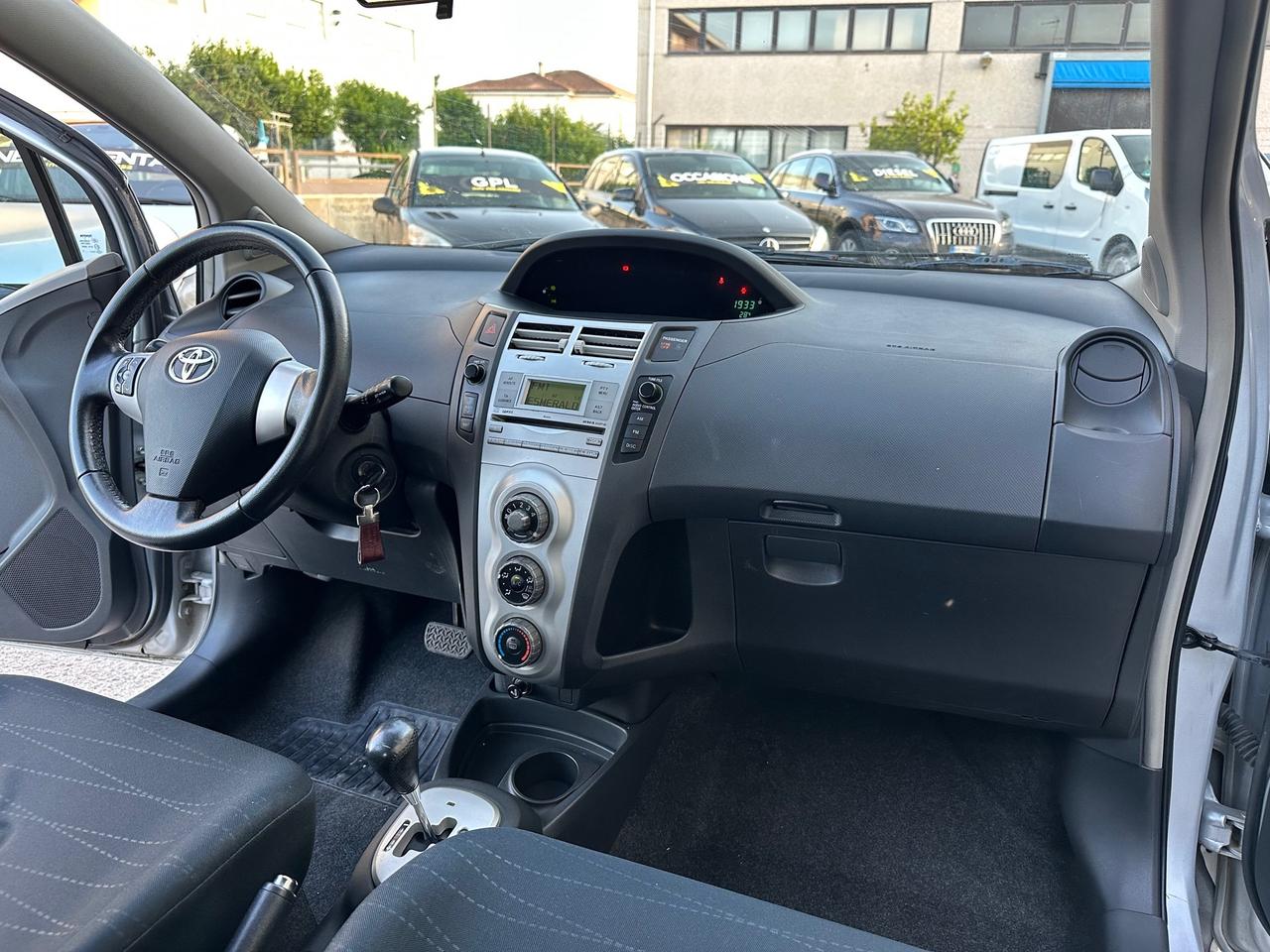 Toyota Yaris 1.4 D-4D DPF 5 porte Sol