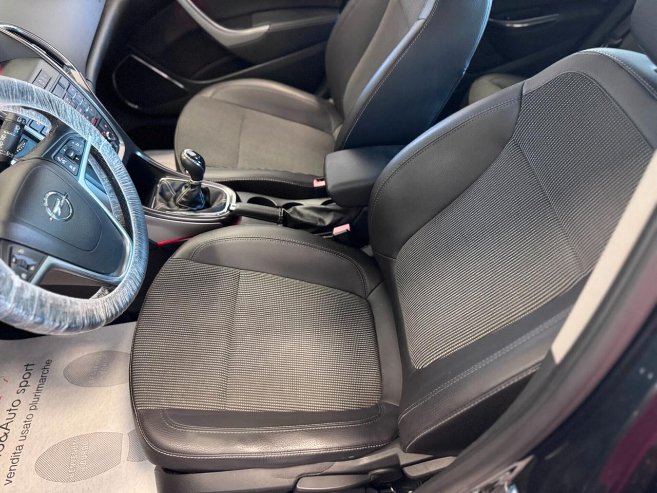 Opel Astra 1.7 CDTI 110CV 5 porte Cosmo Fleet