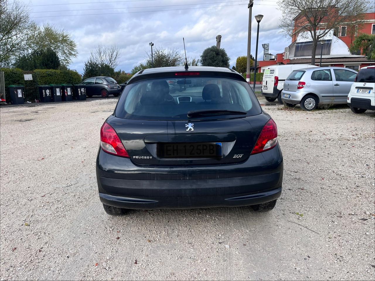 Peugeot 207 1.4 HDi 70CV 3p. Active