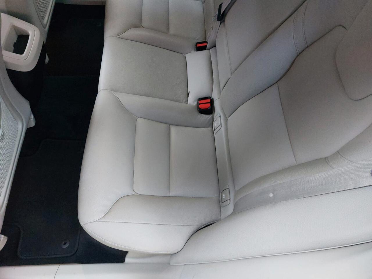 Volvo XC 60 XC60 2.0 b4 Plus Bright awd auto