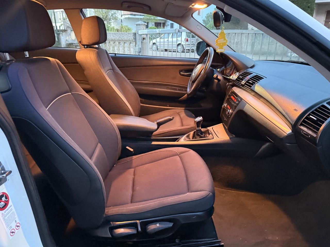 BMW SERIE 1 116D 2.0 DIESEL SOLI 77 MILA KM 09