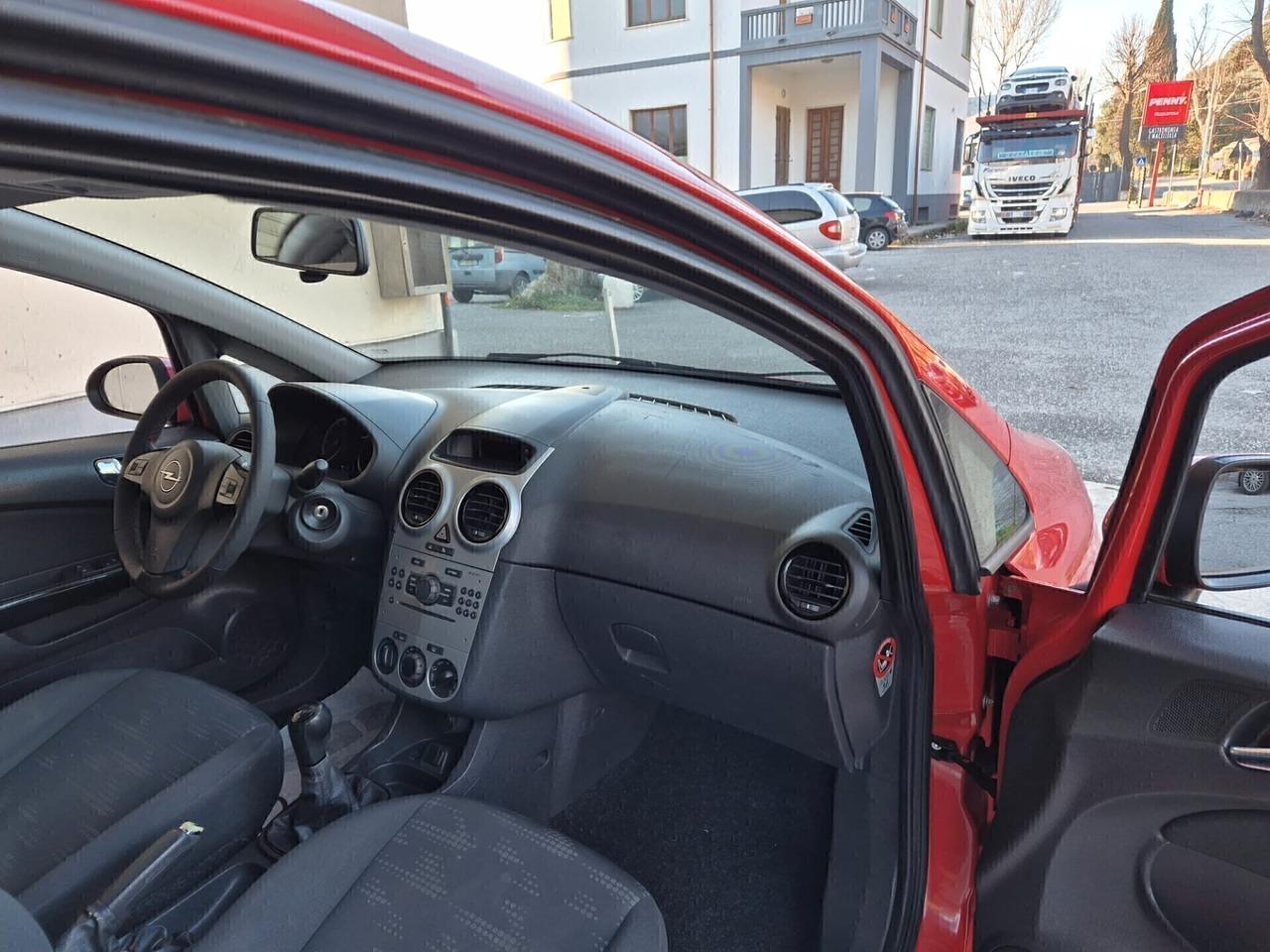 Opel Corsa 1.2 5 porte Edition DA VETRINA NEOPATENTATI OFFERTA VALIDA FINO AL 22/04/2025