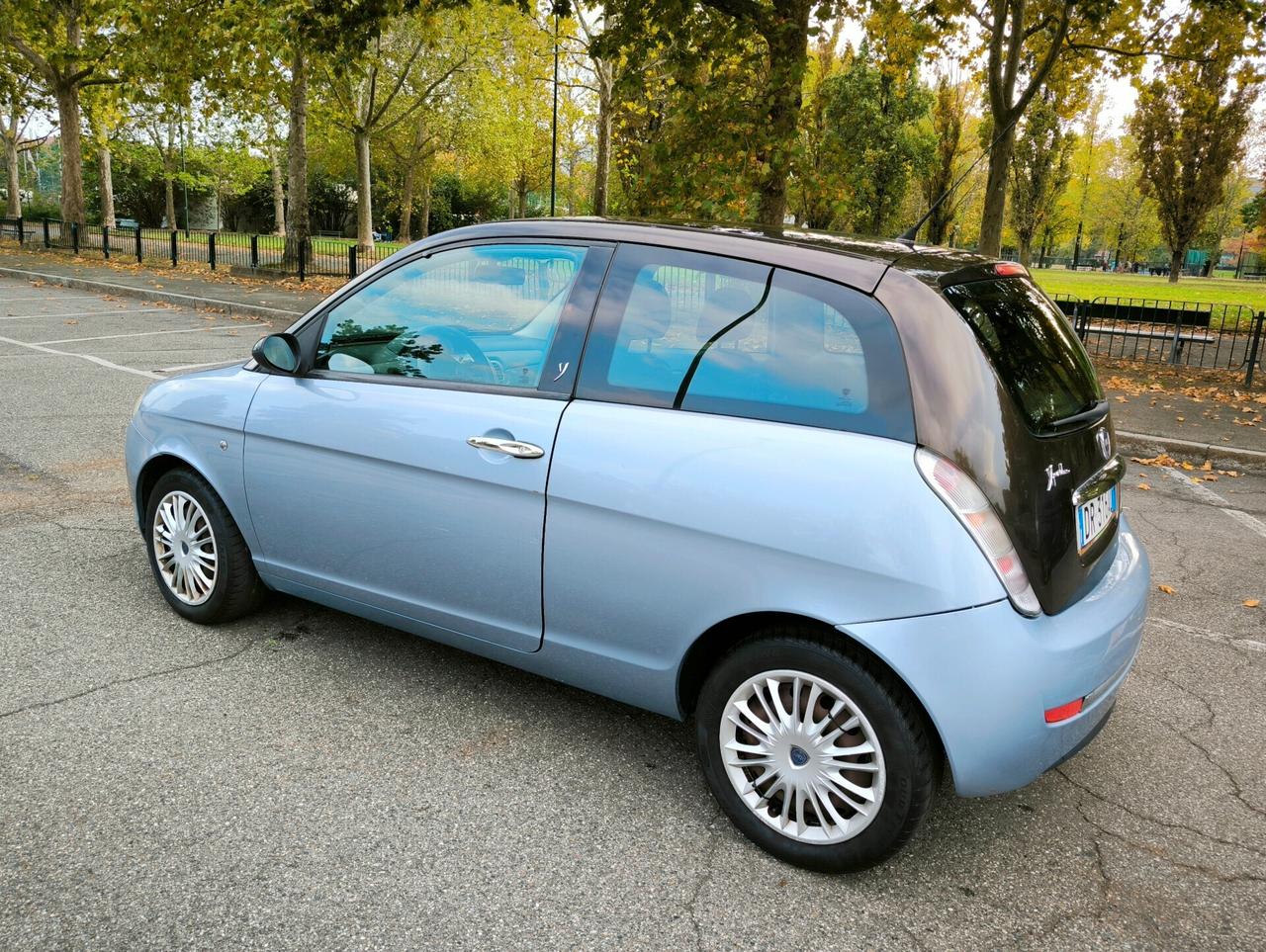 Lancia Ypsilon 1.2 Versus NEOPATENTATI