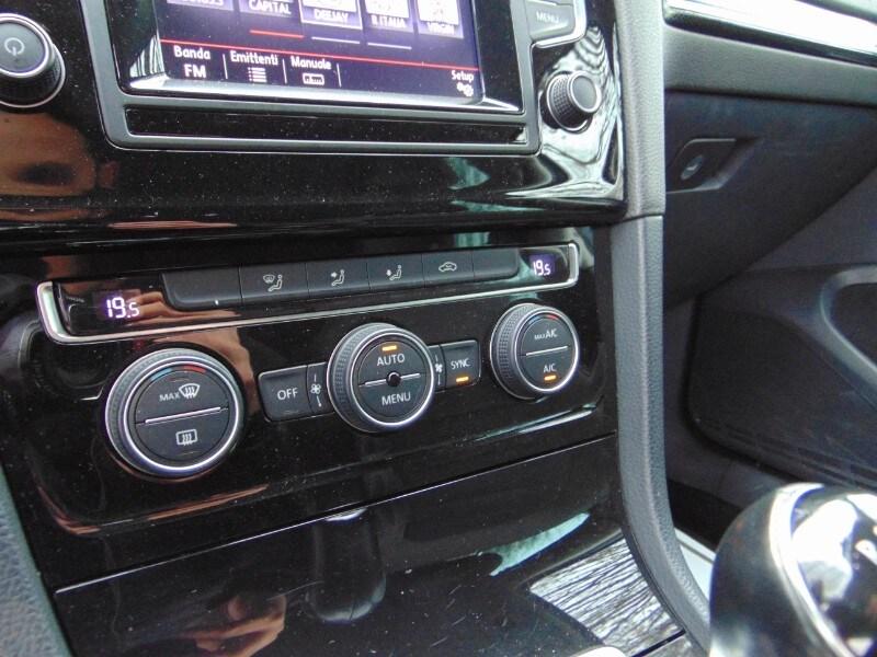 VOLKSWAGEN Golf 7ª serie Golf Business 1.4 TGI...