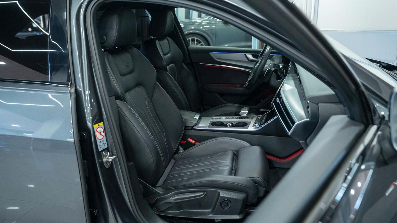 Audi A6 AVANT 40 2.0 TDI 3 X S LINE TRONIC MHEV QUATTRO 19" VIRTUAL CKT BANG & OLUFSEN PACK LUCI M