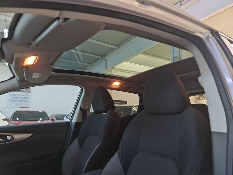 Nissan Qashqai Qashqai 1.2 DIG-T N-Connecta