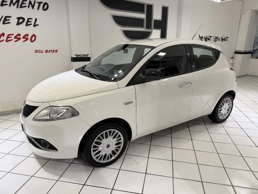 Lancia Ypsilon 1.2 Gold 69cv my16