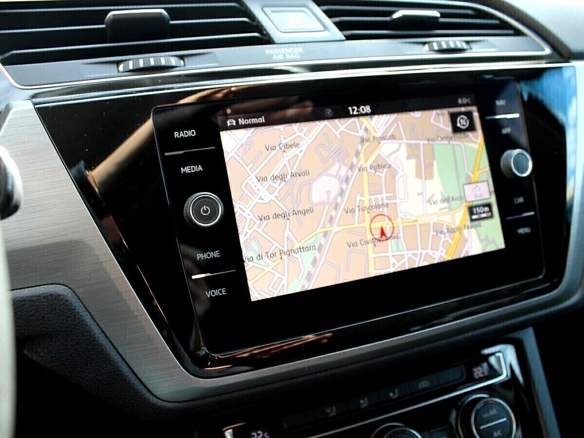 Volkswagen Touran 1.6 TDI 115 CV SCR DSG Business BlueMotion Technology