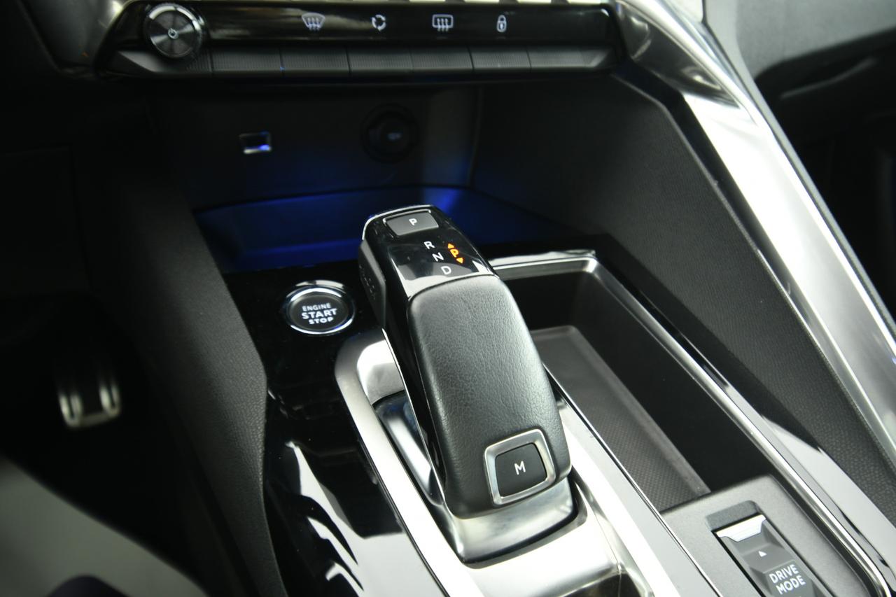 PEUGEOT 5008 1.5 bluehdi GT Pack s&s 130cv eat8 7P.TI ACC+CAMERA