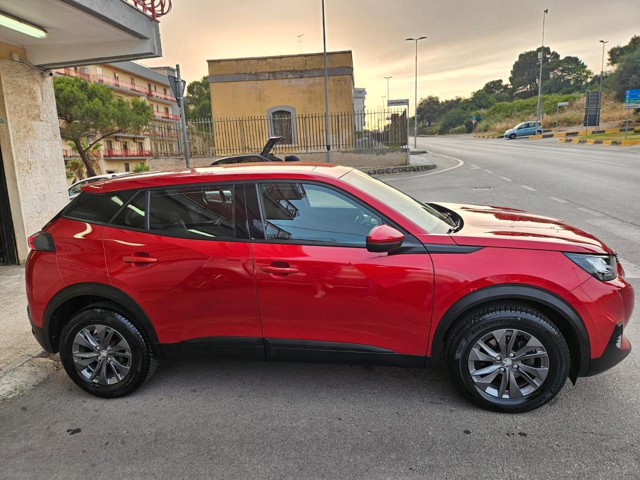 Peugeot 2008 1.2 Benzina MANUALE 2021
