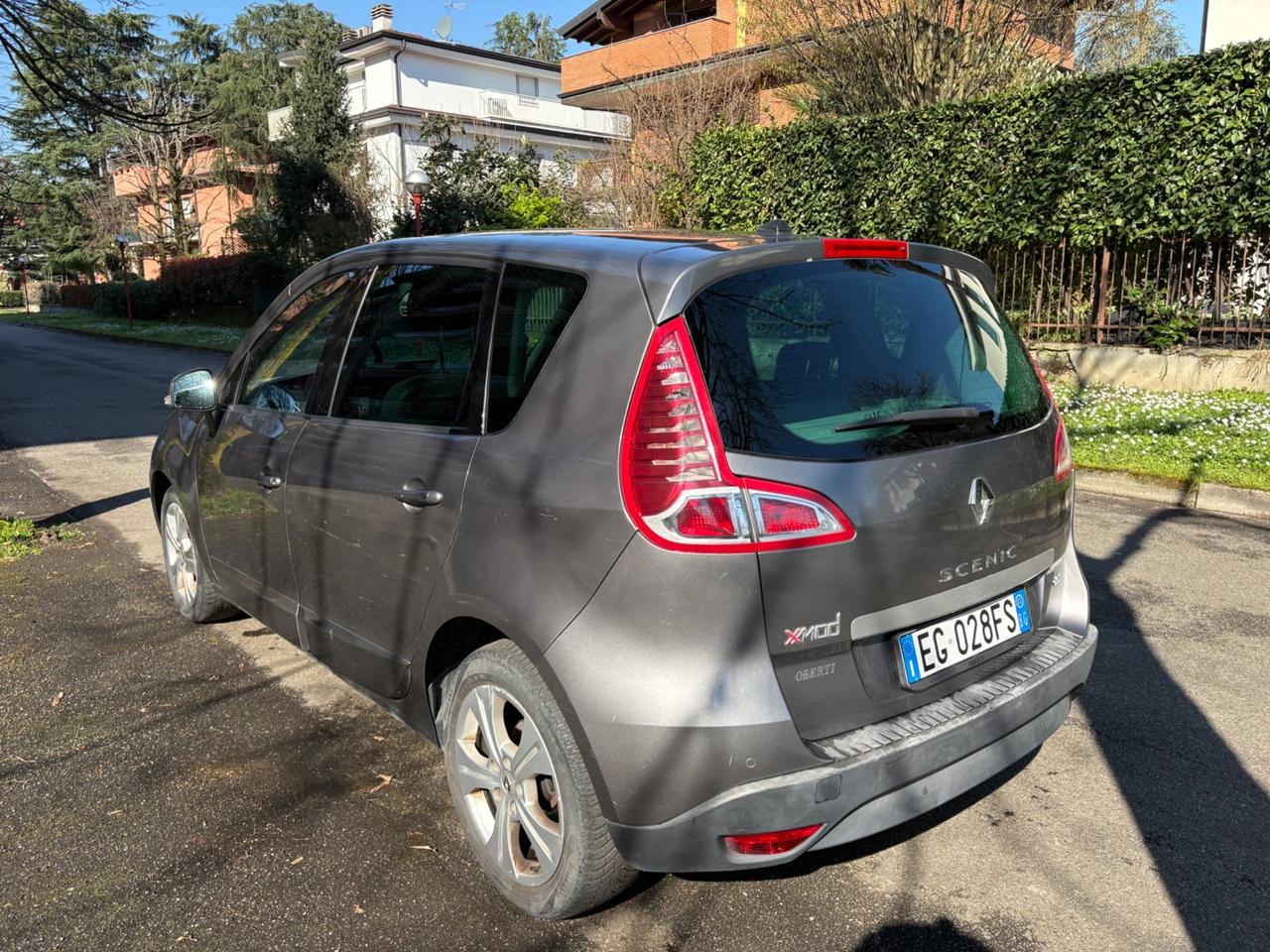 Renault Scenic Scénic X-Mod 1.5 dCi 110CV EDC Luxe