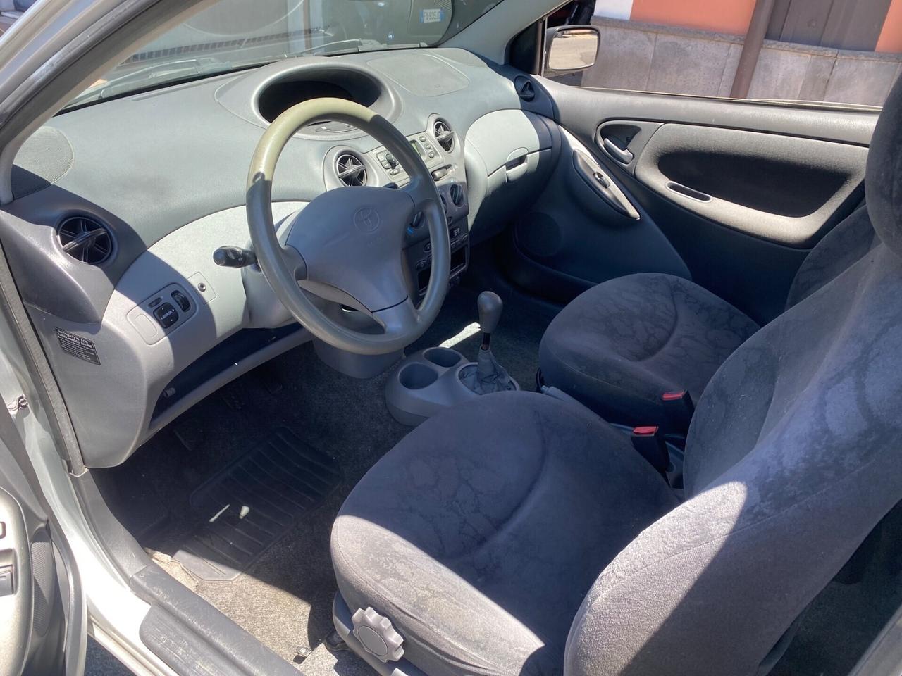 Toyota Yaris 1.4 tdi D-4D cat 3 porte Sol