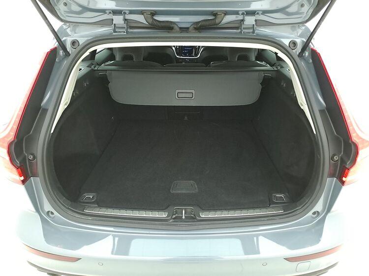 Volvo V60 B4 (d) Momentum Business Geartronic BR274470 2.0 Mild Hybrid 197CV