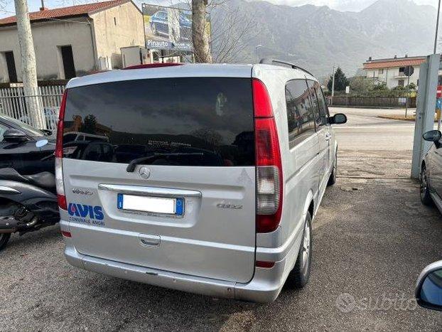 MERCEDES VIANO 8 POSTI