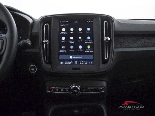 VOLVO XC40 B3 Mild hybrid Benzina Essential