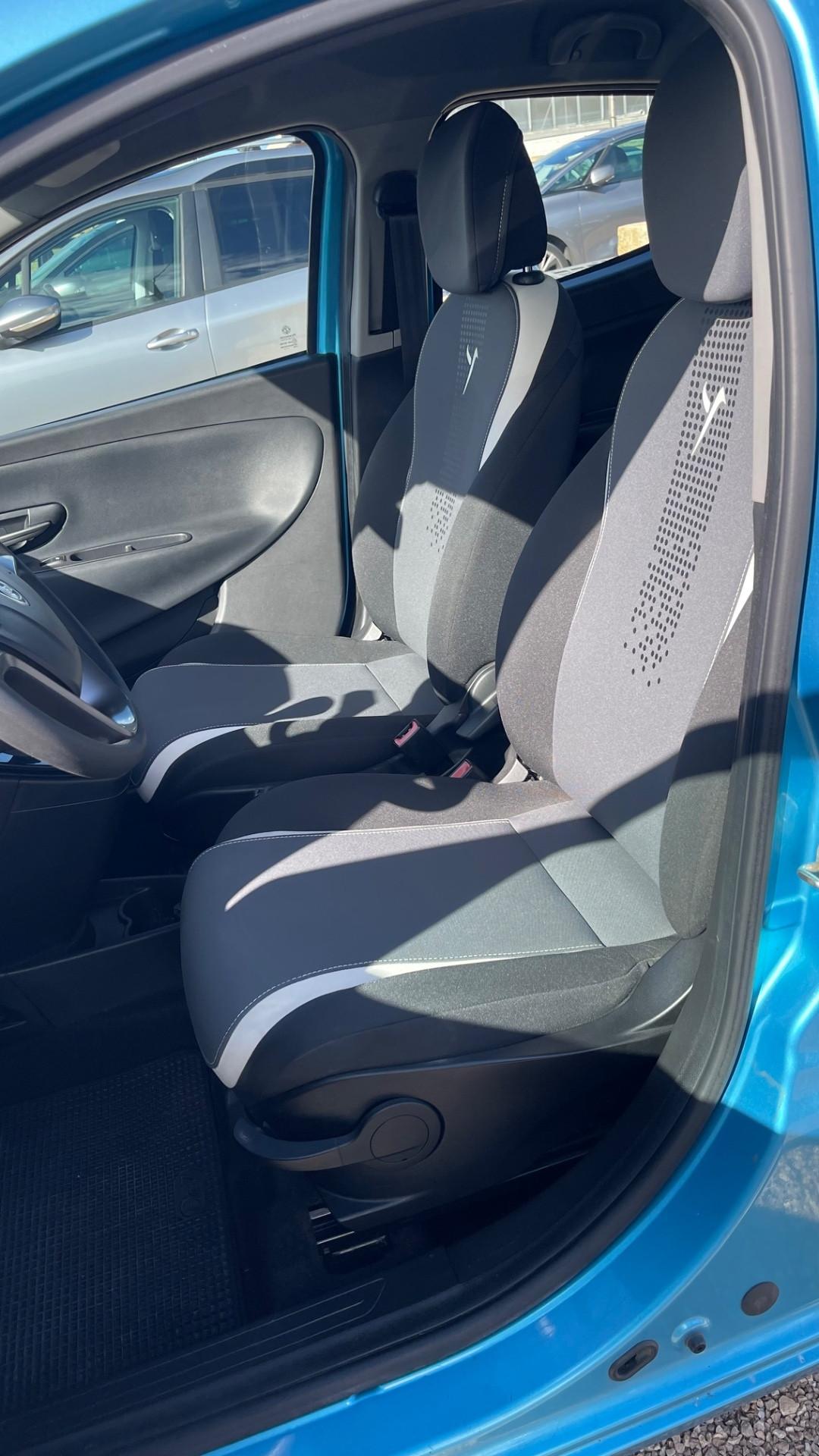 Lancia Ypsilon 1.2 69 CV 5 porte GPL