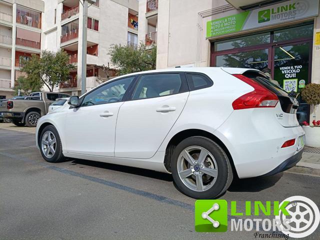 VOLVO V40 D2 1.6 Kinetic NEOPATENTATI