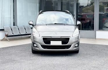 Peugeot 5008 - 7 Posti