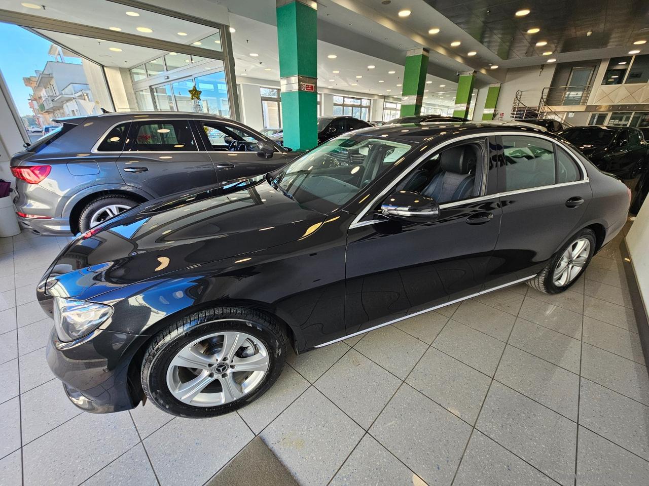 MERCEDES-BENZ E 200 d Auto Business Sport