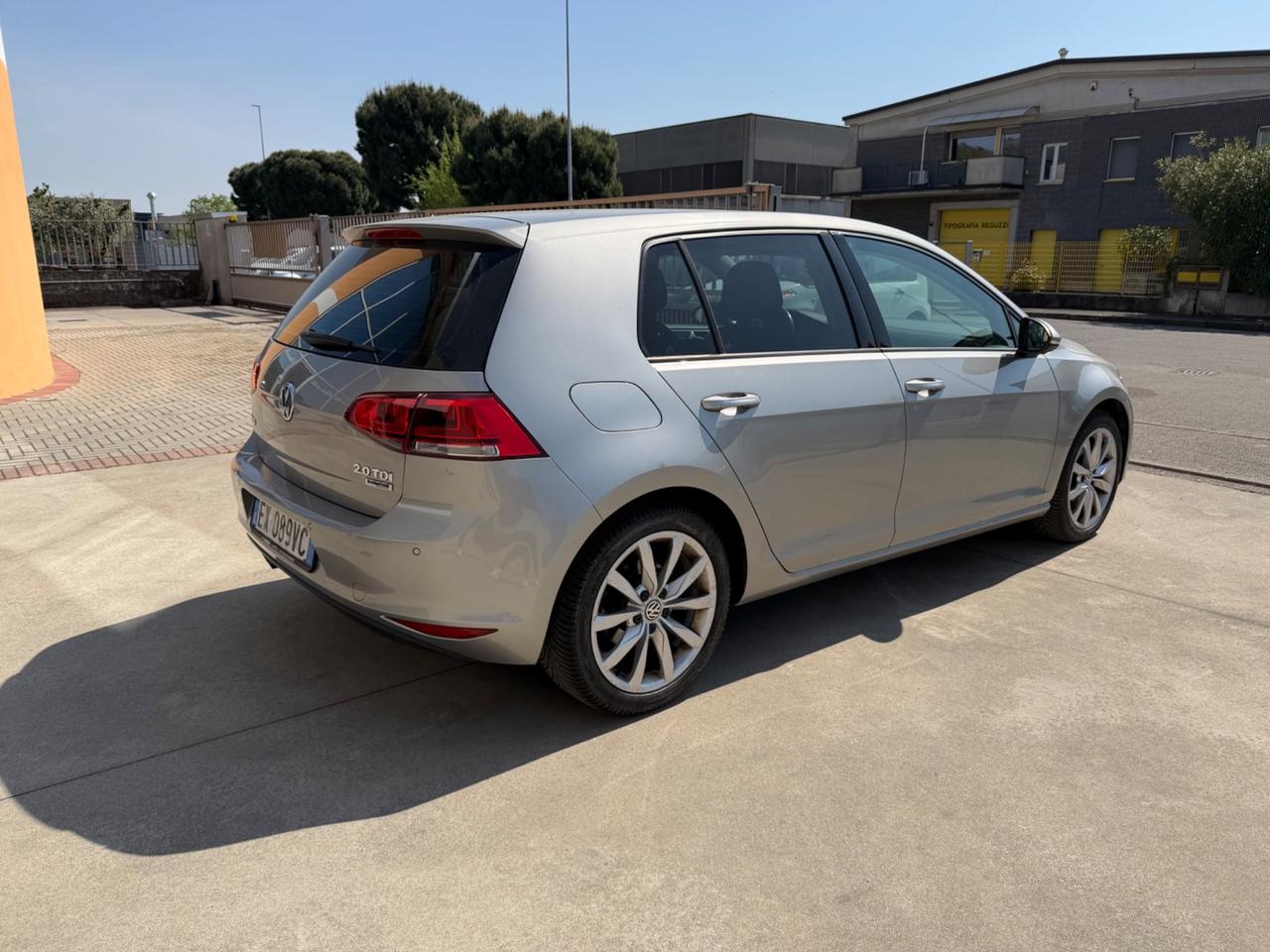 Volkswagen Golf 2.0 TDI DSG 5p. Highline BlueMotion Technology
