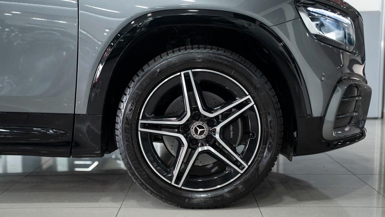 Mercedes-benz GLB 200 7 POSTI PREMIUM PLUS AMG TETTO LUCI XENO NAVI FULL