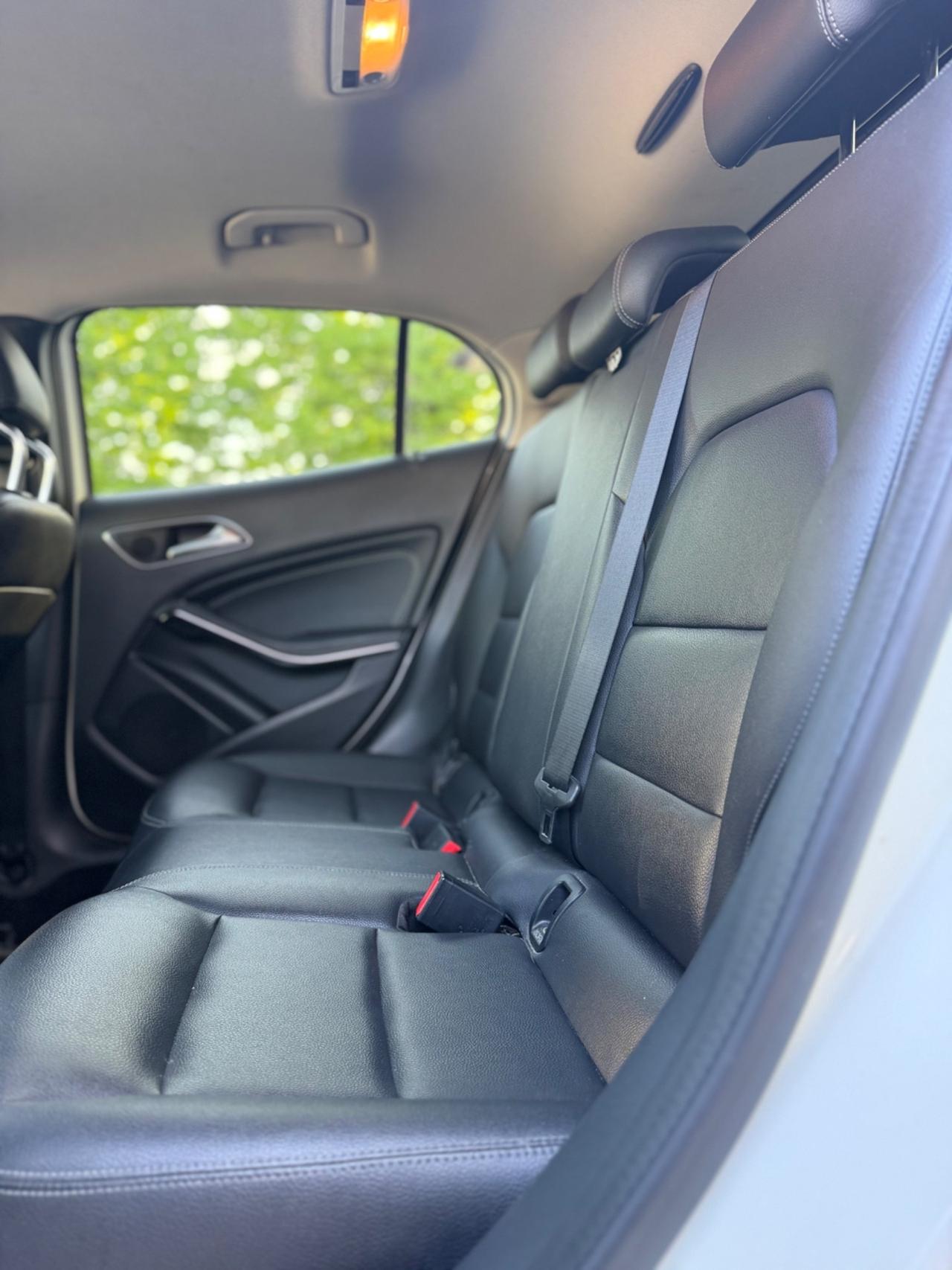 Mercedes-benz GLA 200 d Automatic Premium