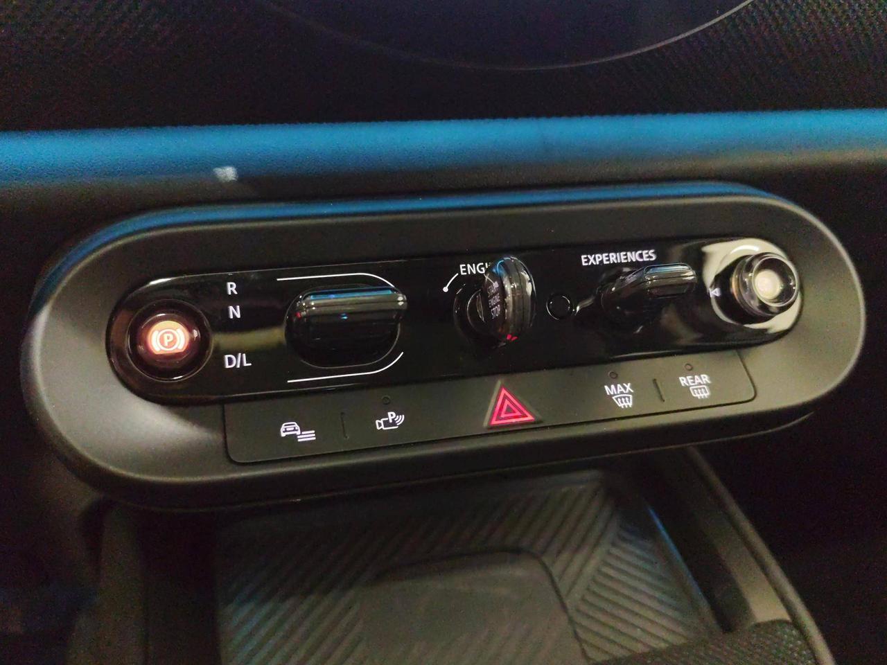 MINI Countryman D 48V "Pacchetto M" Classic