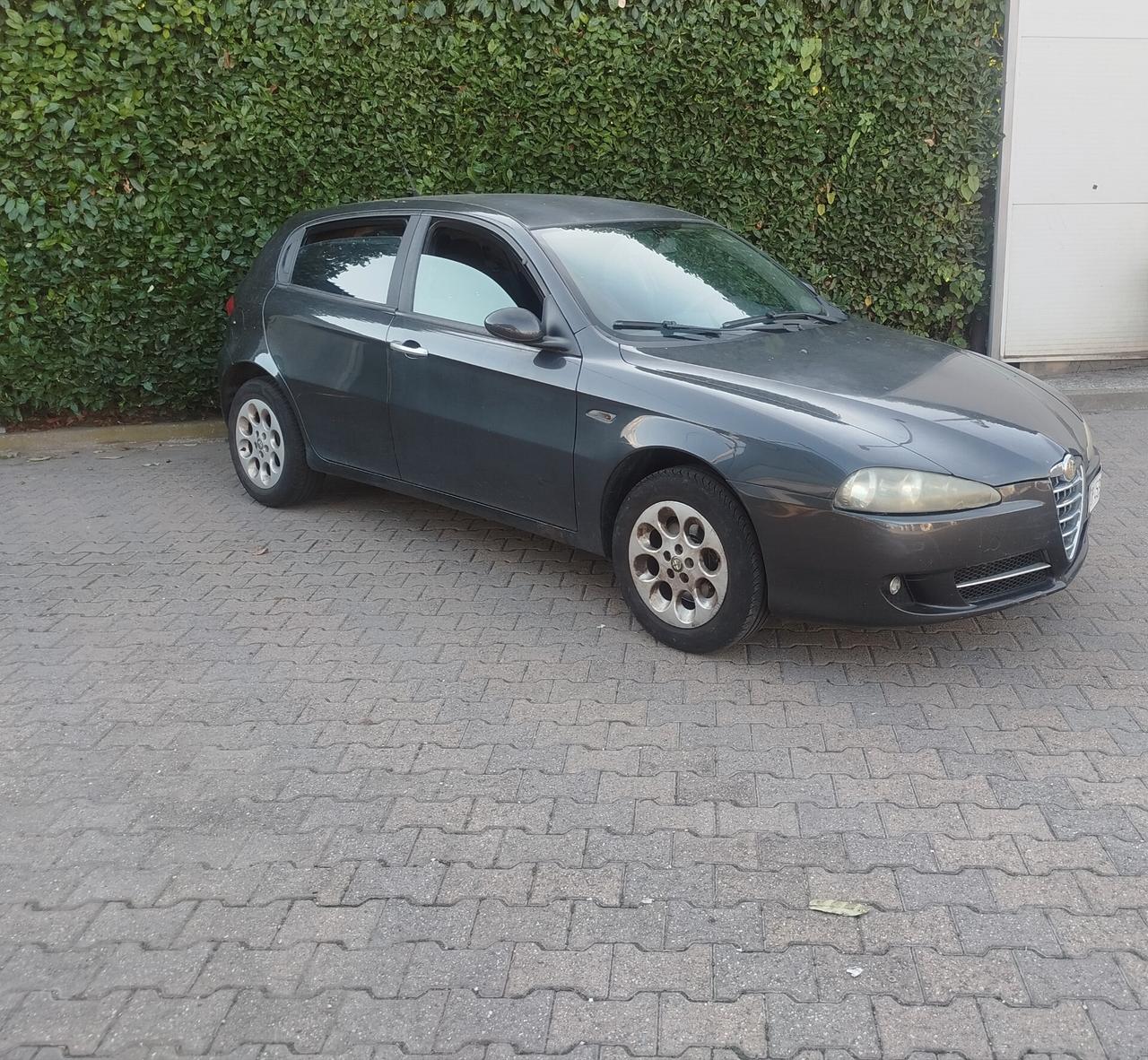 Alfa Romeo 147 1.9 JTD M-JET 16V 5 porte Prog.