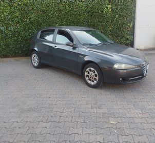 Alfa Romeo 147 1.9 JTD M-JET 16V 5 porte Prog.