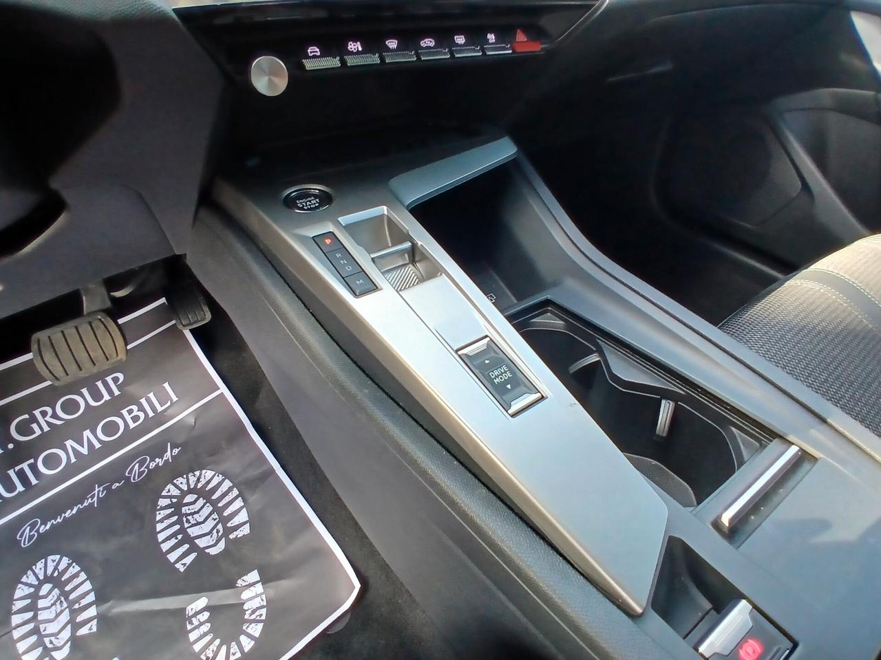 Peugeot 408 Hybrid 136 e-DCS6 Allure