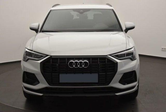 AUDI Q3 35 TDI S tronic Business Advanced