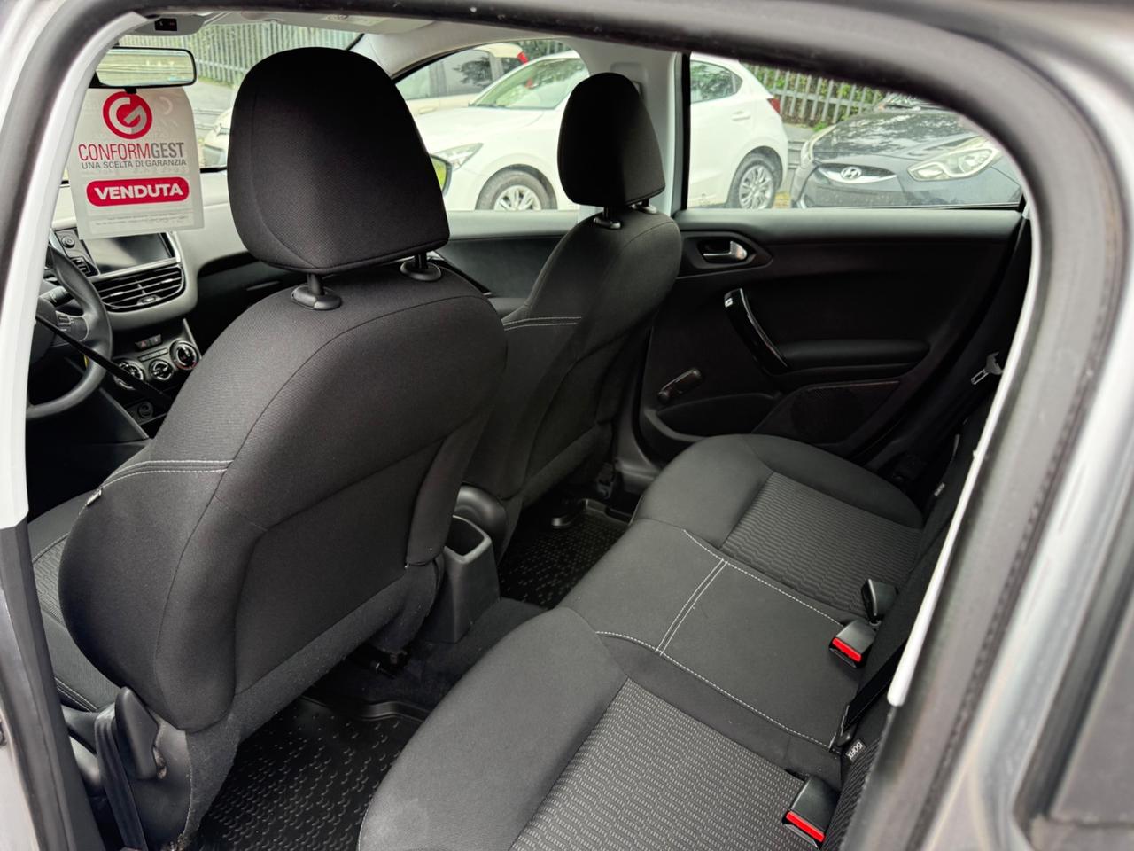 Peugeot 208 BlueHDi 100 S&S 5 porte Active